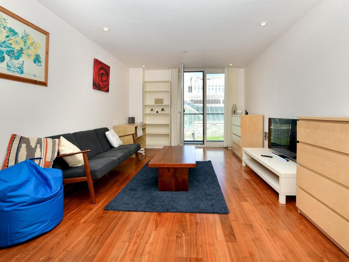 Pass The Keys Super Central Spacious 2 Bed Apartment With Parking Cardiff Eksteriør bilde